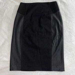 EXPRESS black pencil skirt with leather. Size 4z